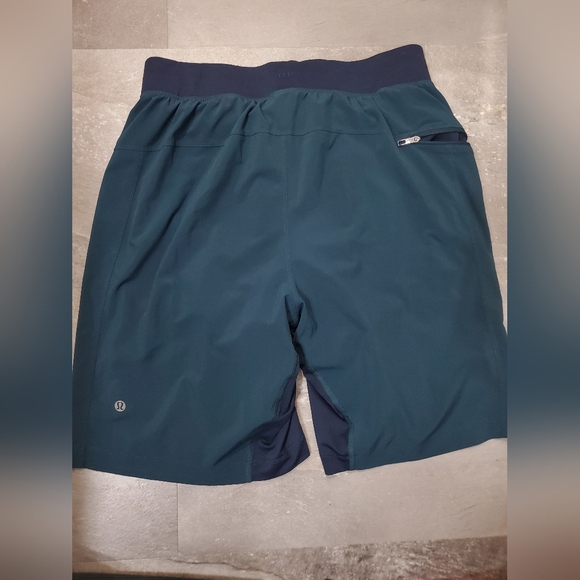Lululemon T.H.E. Short *Luxtreme Liner 9". Indochine Blue (Teal = Blue/green). M - Picture 4 of 14
